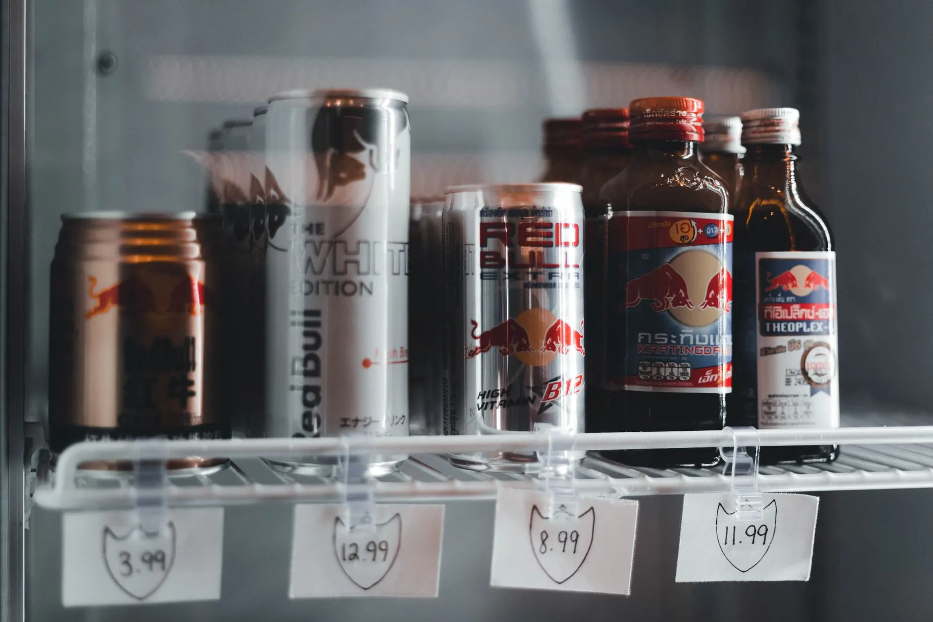 广州中昊装饰材料产品中心：墙纸地板天花板全品类规格与适用场景解析