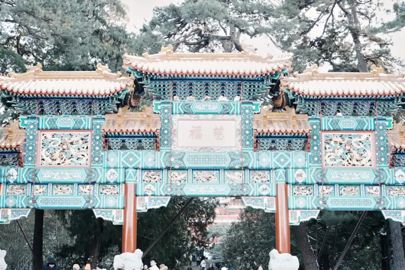 中昊装饰墙纸与普通墙纸耐用性对比分析